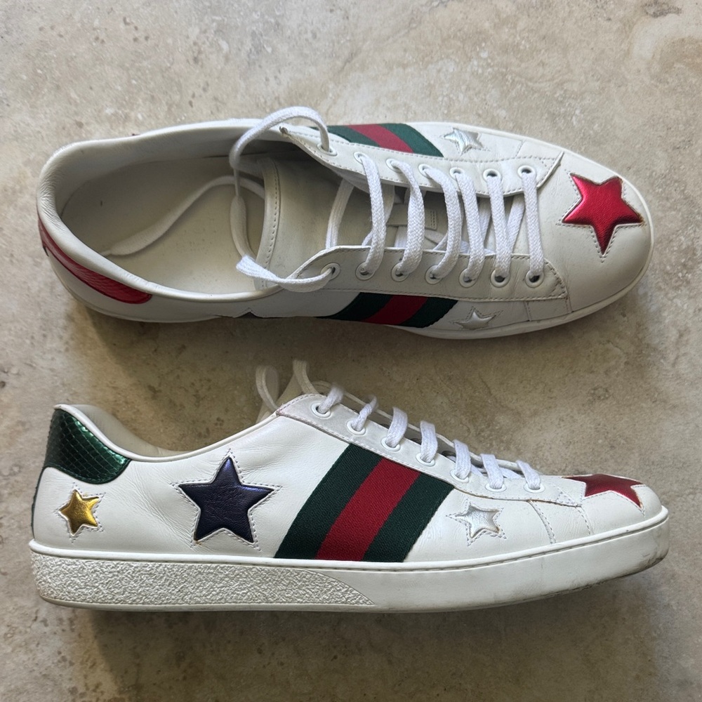 GUCCI ACE SNEAKERS with Star Accents size 10.5 Gucci / equivalent to 11.5-12 US